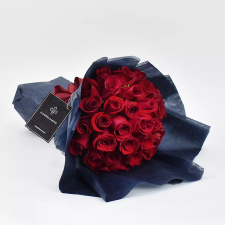 A wonderful red rose bouquet